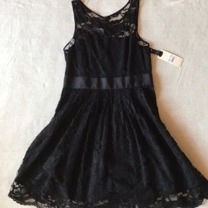 NWT BB Dakota lace black dress